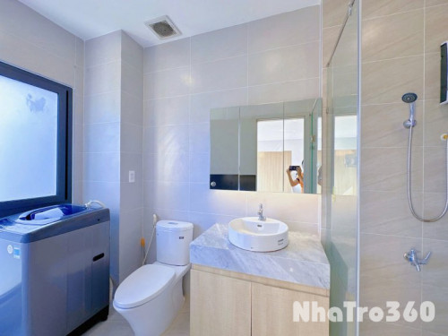 Phòng siu to tách bếp ban công ngay gần sát etown không giới hạn người ở