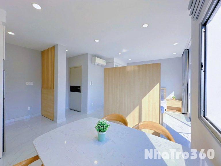 Phòng siu to tách bếp ban công ngay gần sát etown không giới hạn người ở