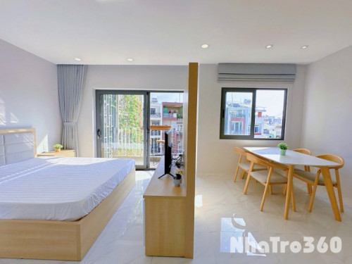 Phòng siu to tách bếp ban công ngay gần sát etown không giới hạn người ở