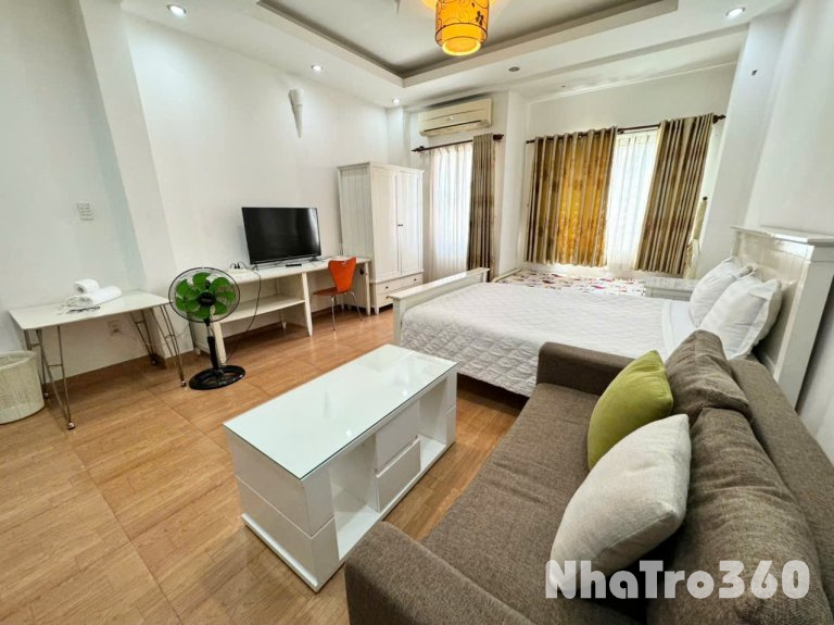 TRỐNG SẴN CĂN HỘ CAO CẤP CỬA SỔ THOÁNG MÁT NGAY TRUNG TÂM Q1