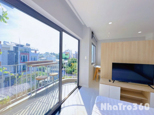 Phòng siu to tách bếp ban công ngay gần sát etown không giới hạn người ở