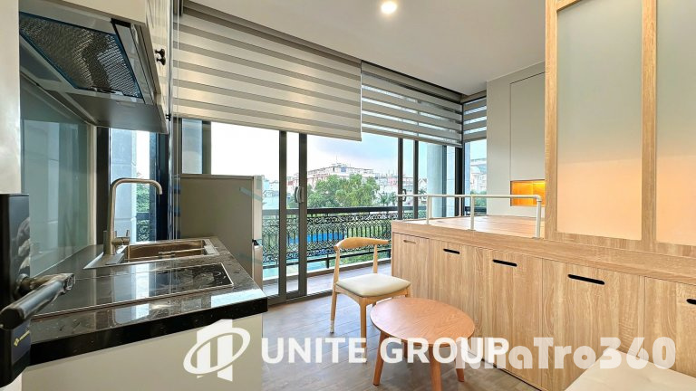 CĂN HỘ BAN CÔNG FULL NỘI THẤT QUẬN 10 GẦN CẦU VƯỢT 3 THÁNG 2