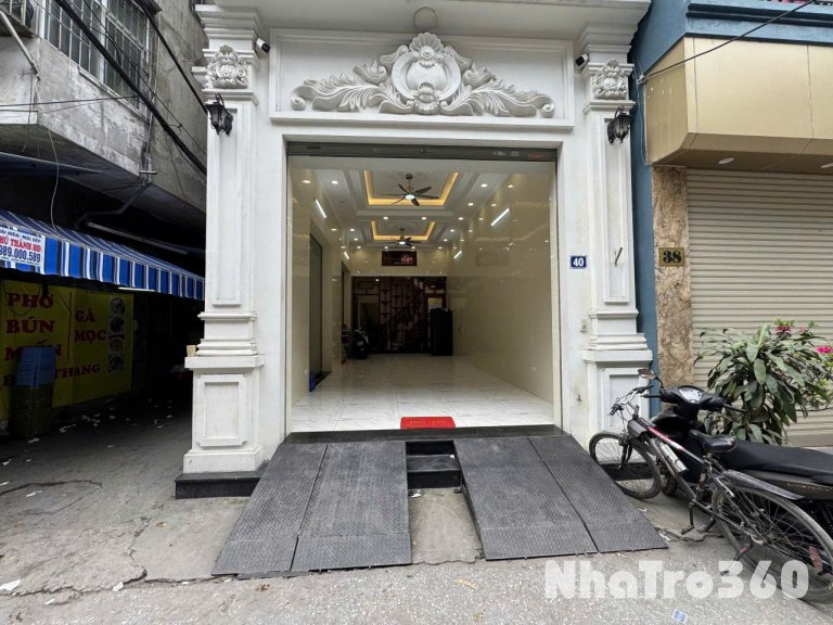 Cho thuê cửa hàng tại 40 Phúc Tân , Hoàn Kiếm, HN
