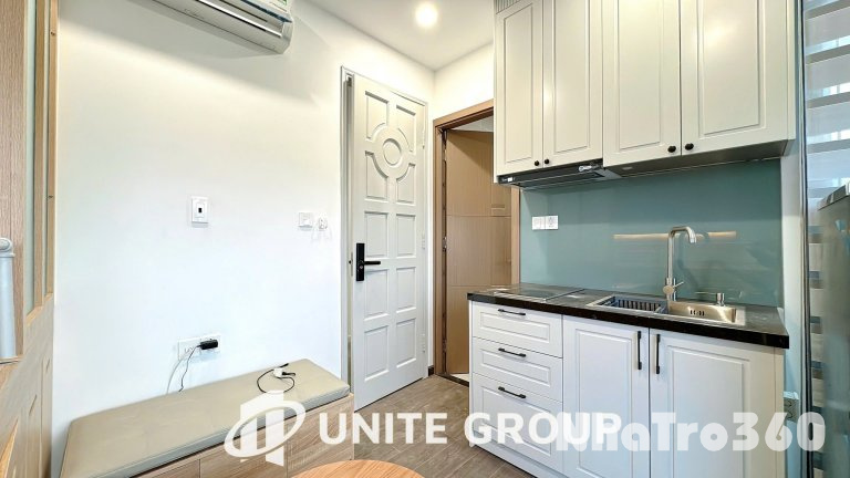 CĂN HỘ BAN CÔNG FULL NỘI THẤT QUẬN 10 GẦN CẦU VƯỢT 3 THÁNG 2