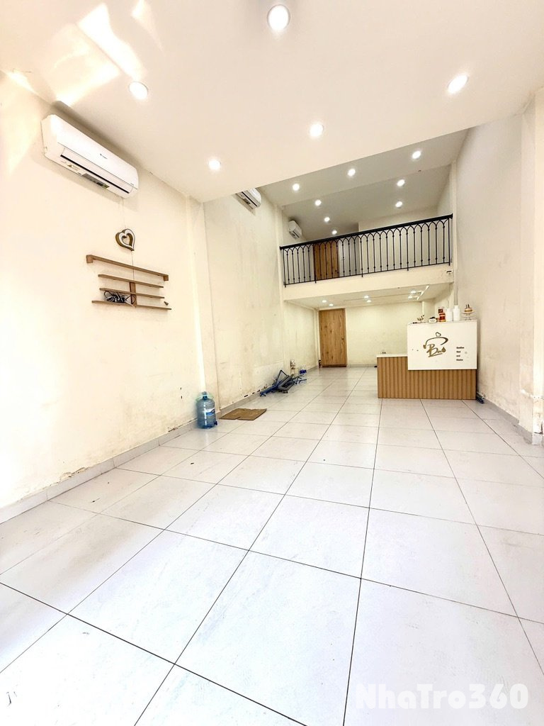 Cho thuê mặt bằng tầng trệt +1 lửng Đường 3/2 Q10