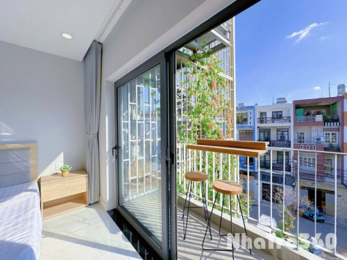 Phòng siu to tách bếp ban công ngay gần sát etown không giới hạn người ở