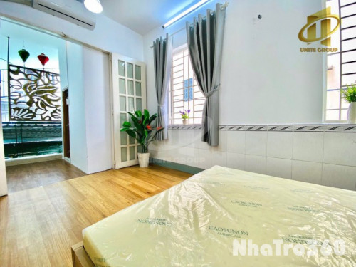 Cho Thuê Căn Hộ 1 Phòng Ngủ Bancol Tách Bếp Full Nội Thất Ngay Trung Tâm