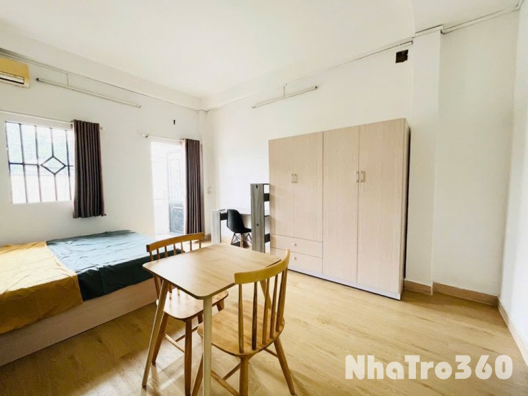 STUDIO CỬA SỔ TRỜI BAO ÁNH SÁNG NGÃ TƯ BẢY HIỀN TB