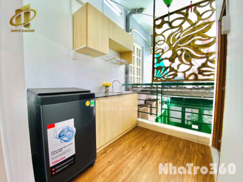 Cho Thuê Căn Hộ 1 Phòng Ngủ Bancol Tách Bếp Full Nội Thất Ngay Trung Tâm