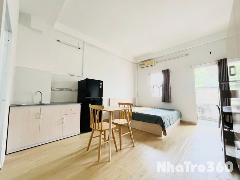 STUDIO CỬA SỔ TRỜI BAO ÁNH SÁNG NGÃ TƯ BẢY HIỀN TB