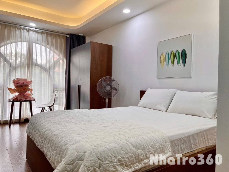 Cho Thuê Căn Hộ 1 Phòng Ngủ Tách Bếp Cửa Sổ Rộng Full Nội Thất Gần Nhà Thờ Tân Định