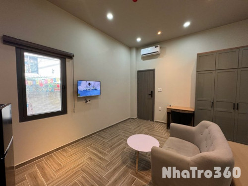 Cho thuê căn hộ cửa sổ, Q10 || ngay CMT8 || gần Vòng xoay Dân Chủ, Toà nhà Viettel, CV Lê Thị Riêng