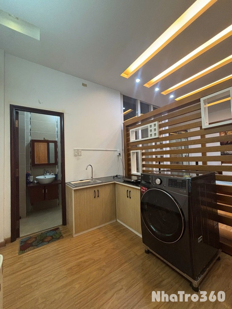 SIÊU PHẨM STUDIO GIẾNG TRỜI GIỮA LÒNG SG