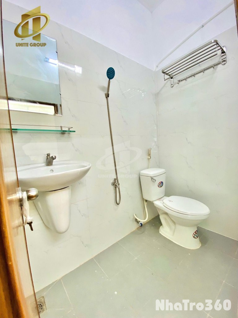 Cho Thuê Căn Hộ 1 Phòng Ngủ Bancol Tách Bếp Full Nội Thất Ngay Trung Tâm