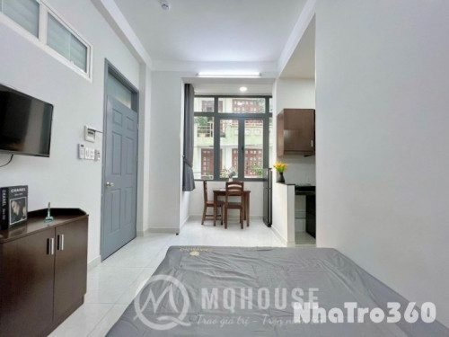 Căn hộ cửa sổ lớn thang máy gần sân bay TSN