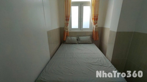 Chdv 2PN QUẬN 4 tháng máy cọc 1 tháng