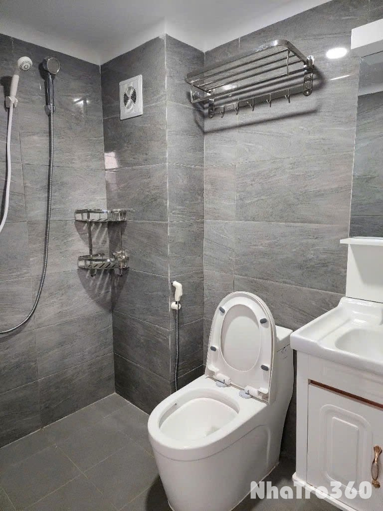 🔥Căn hộ Duplex cửa sổ to đầy đủ tiện nghi ( máy giặt riêng ) cách ĐH UFM chỉ 700m
