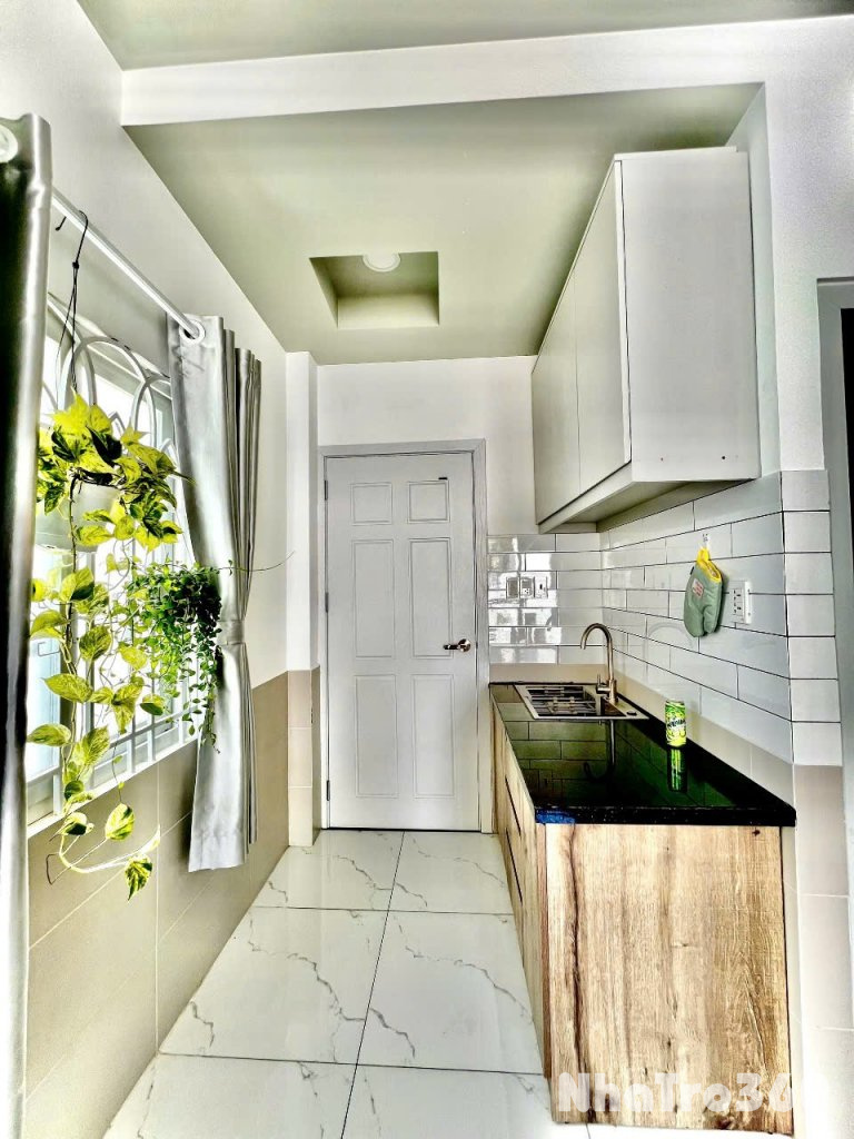 🏠Cho thuê căn hộ Studio Ban công Q10 gần ĐH Kinh tế UEH