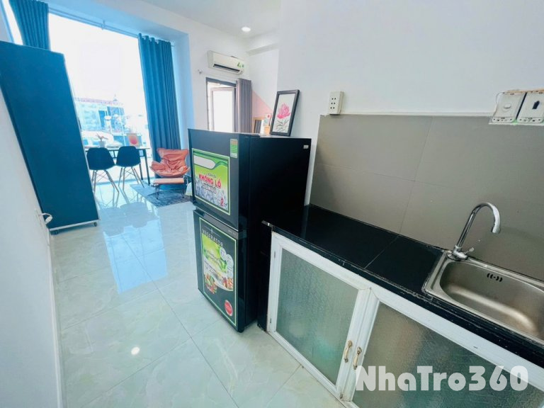 Căn hộ full nội thất ban công Dương Bá Trạc Q8