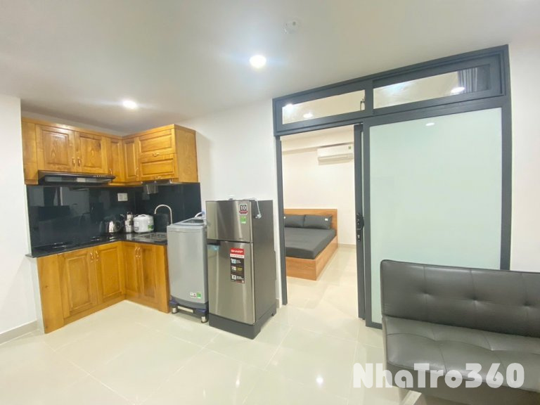 1PN BAN CÔNG FULL NT CÓ MÁY GIẶT RIÊNG GẦN ETOWN