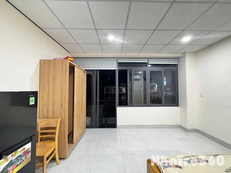 Studio ban công mới xây gần Công Viên Hoàng Văn Thụ