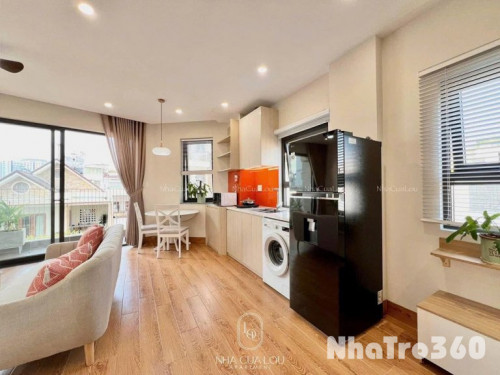 CĂN HỘ 1 PHÒNG NGỦ BAN CÔNG 2 MẶT NGAY SÂN BAY TB