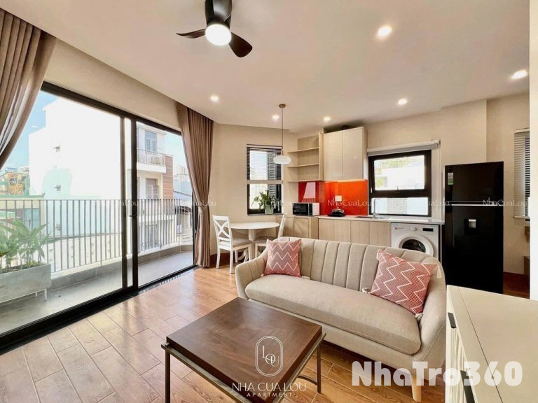 CĂN HỘ 1 PHÒNG NGỦ BAN CÔNG 2 MẶT NGAY SÂN BAY TB