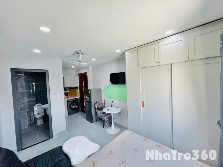 Cho thuê căn hộ cửa sổ, Q10 || ngay Sư Vạn Hạnh || gần Huflit, Vạn Hạnh Mall, Việt Nam Quốc Tự