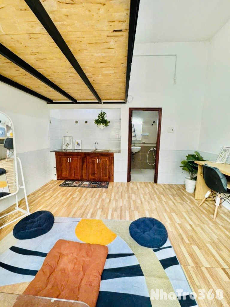 Căn hộ Duplex cửa sổ Full nội thất không giới hạn người gần Etwon Cộng Hòa