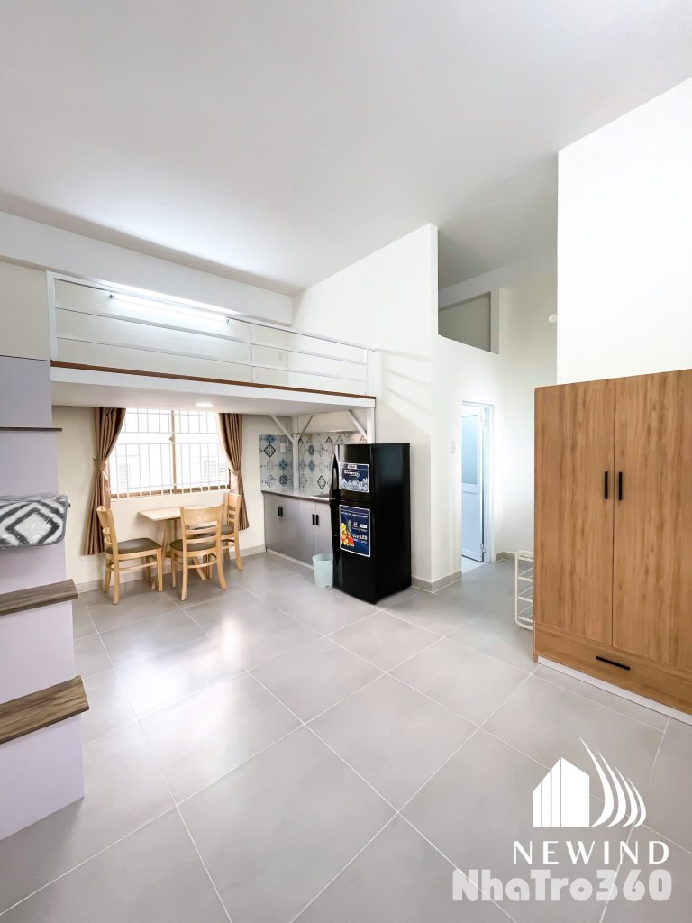 Gác cửa sổ siêu thoáng cách Lotte Mart 4p gần Sunrise City