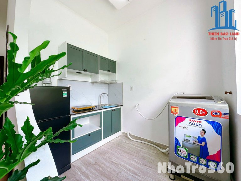 STUDIO Ban công tách bếp đối diện RMIT , gần ĐH TĐTU