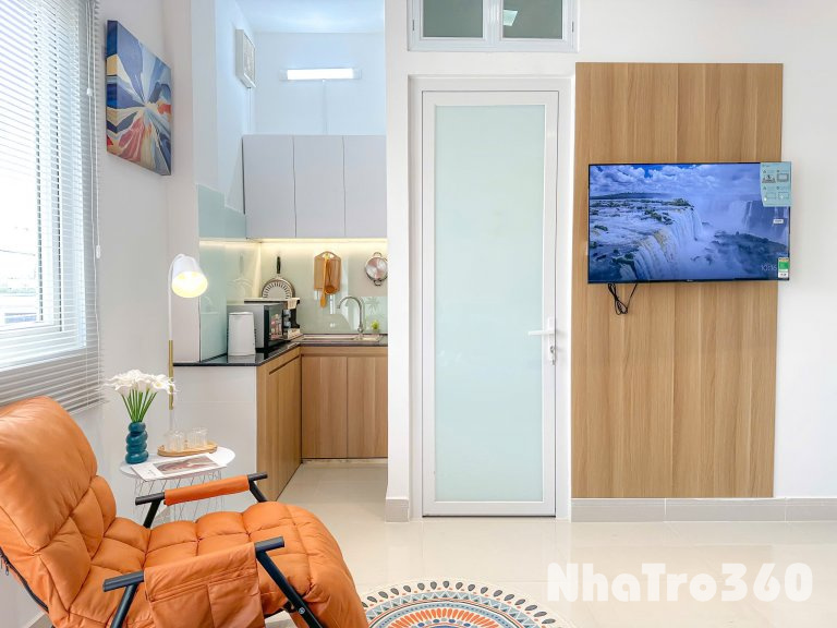 Trống Sẵn Căn Hộ 1 Phòng Ngủ Tách Bếp Full Nội Thất Gần Cầu Nguyễn Văn Cừ