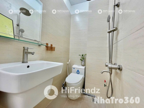 Phòng full nt, balcon, tách bếp, thiết kế đẹp