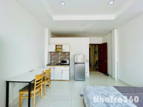 CĂN HỘ STUDIO RỘNG 40M2 BAN CÔNG QUẬN 3