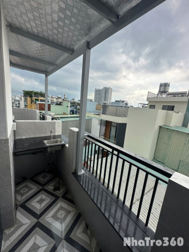 CĂN HỘ BAN CÔNG FULL NỘI THẤT QUẬN 3 GẦN CẦU LÊ VĂN SỸ