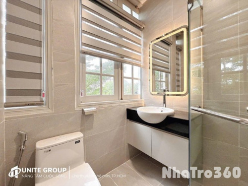 Cho thuê căn hộ ban công, Q10 || đường Trần Thiện Chánh || gần Công Viên, Vạn Hạnh Mall, Việt Nam Quốc Tự