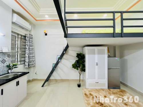 Phòng full nội thất, gác cao