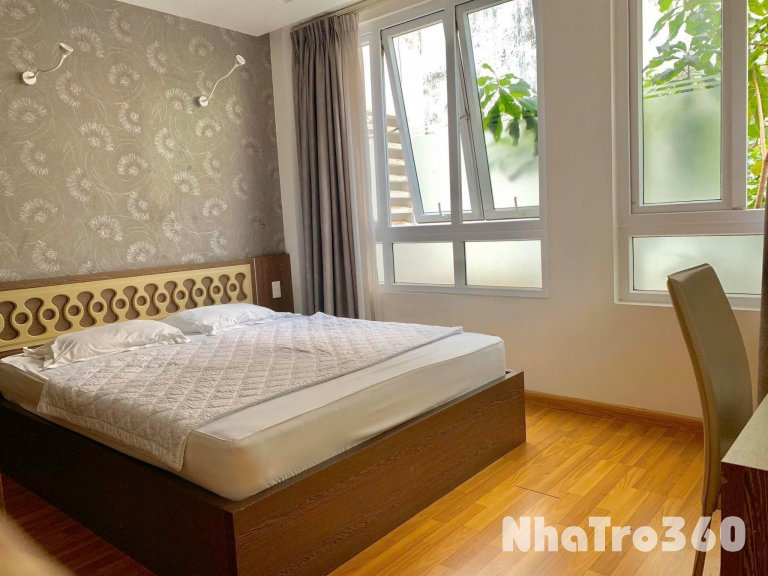 Căn hộ cho thuê ngay trung tâm quận 1, có cửa sổ đón nắng, phòng rộng siêu mới, view siêu đẹp