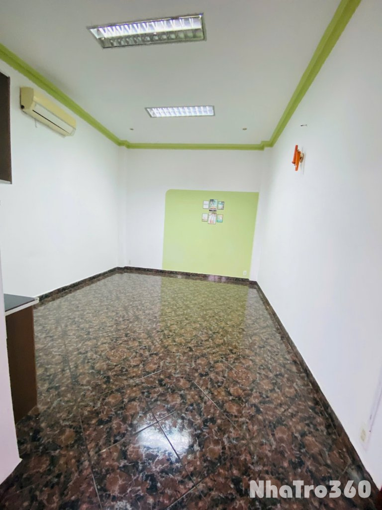 Cho thuê căn hộ Studio Ban công lớn Q8 gần cầu Chánh Hưng, nhà thờ Tạ Quang Bửu