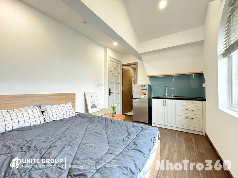 CĂN HỘ CỬA SỔ FULL NỘI THẤT QUẬN 10 GẦN CẦU VƯỢT 3 THÁNG 2