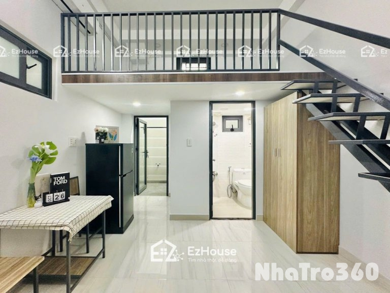 Phòng full nội thất, gác cao