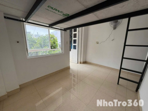 Phòng trống sẵn: ban công, gác, tách bếp giá chỉ 3X ngay Aeon Tân Phú