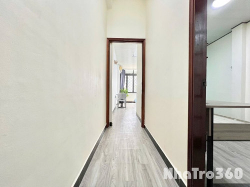 Cho thuê căn hộ 2 Phòng ngủ Cửa sổ Q1 gần cầu Kiệu, chợ Tân Định