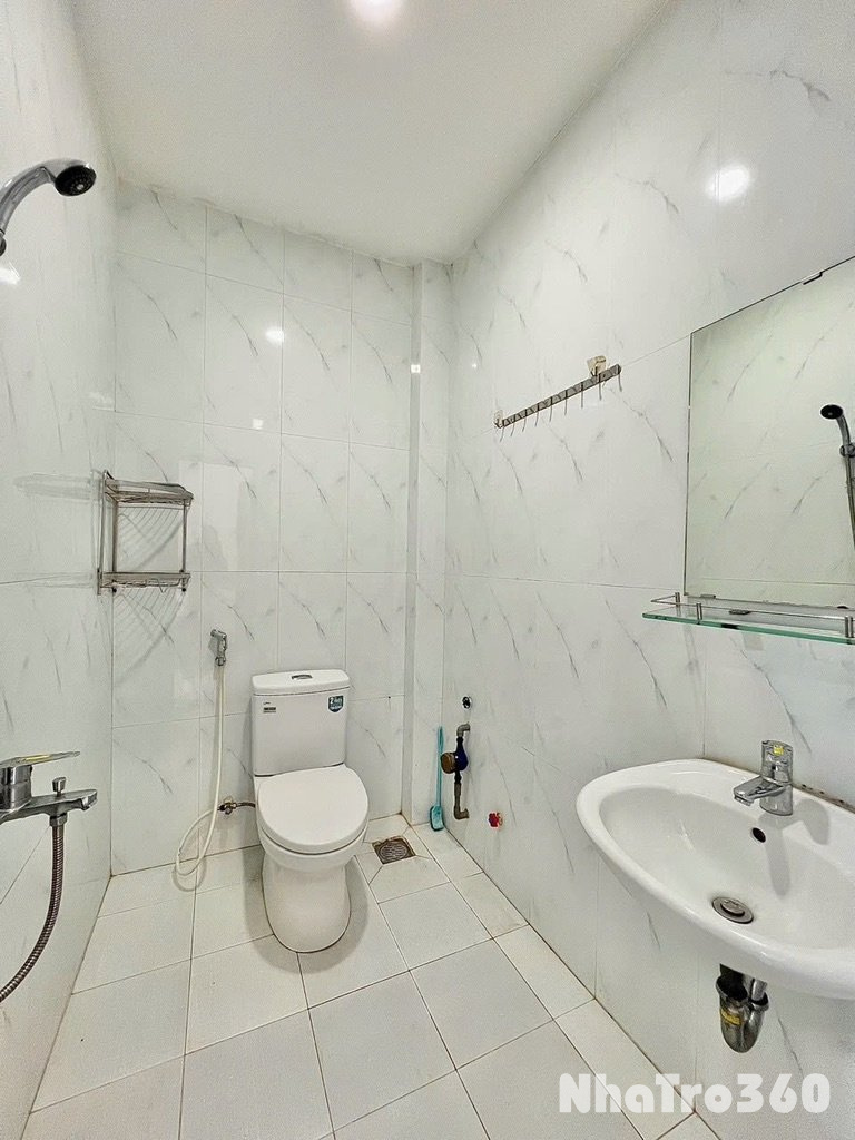 CĂN HỘ CHO THUÊ – BAN CÔNG GẦN AEON TÂN PHÚ