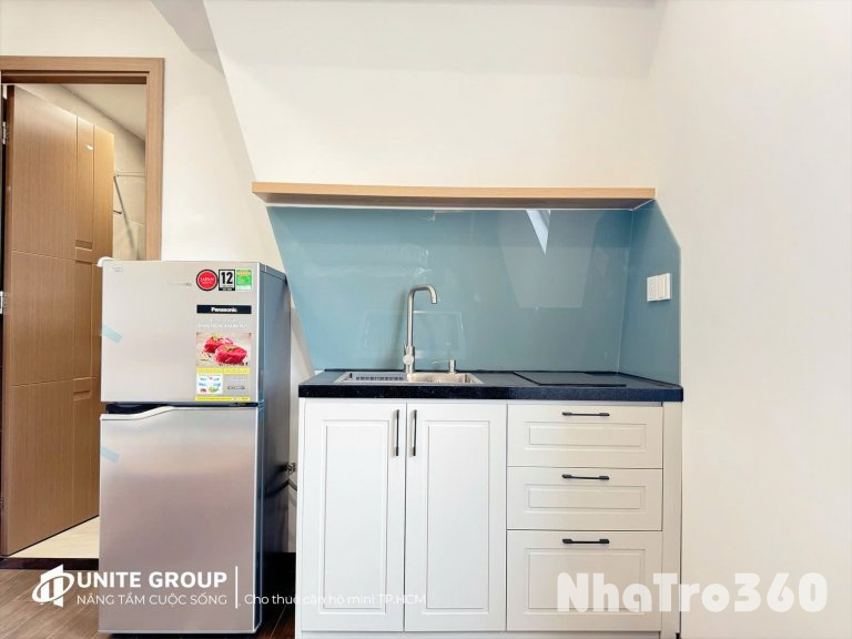 CĂN HỘ CỬA SỔ FULL NỘI THẤT QUẬN 10 GẦN CẦU VƯỢT 3 THÁNG 2