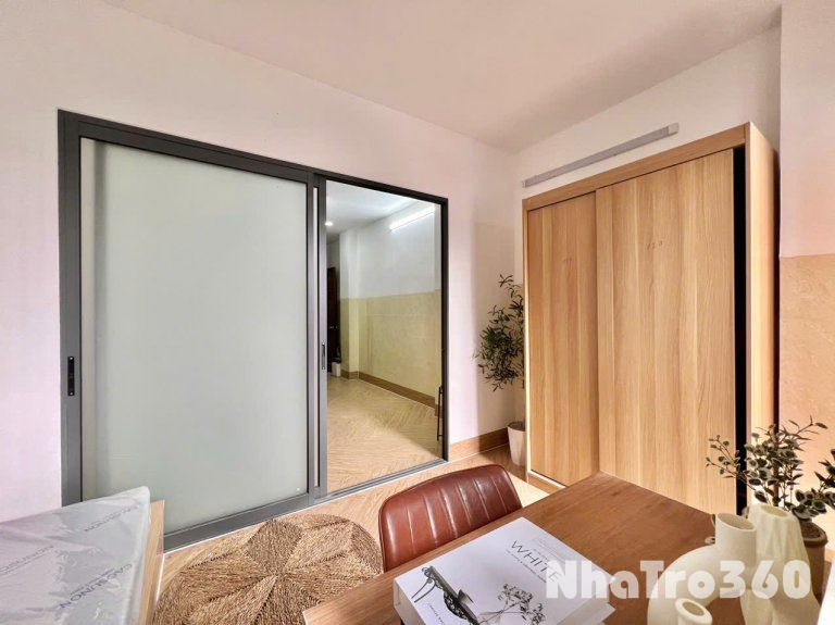 Căn hộ Full nội thất 1 phòng ngủ ban công ngay sân bay Tân Sơn