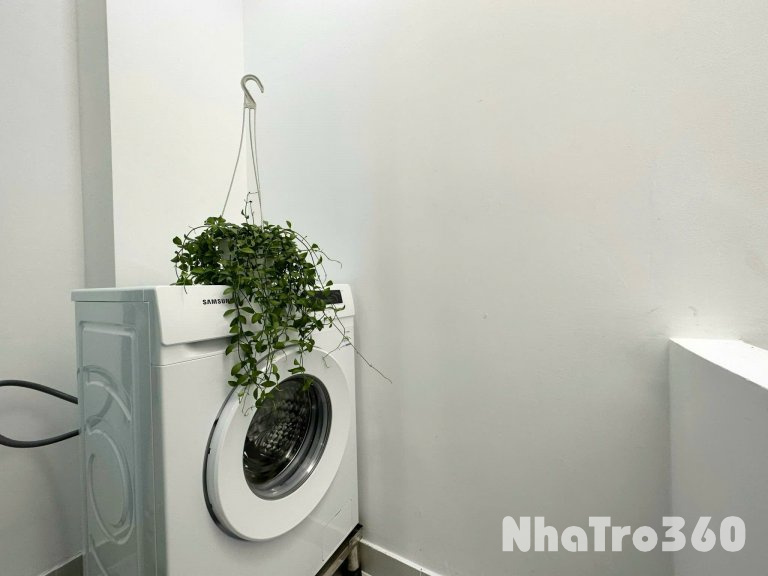 CĂN HỘ CỬA SỔ FULL NỘI THẤT QUẬN 10 GẦN ĐẠI HỌC KINH TẾ