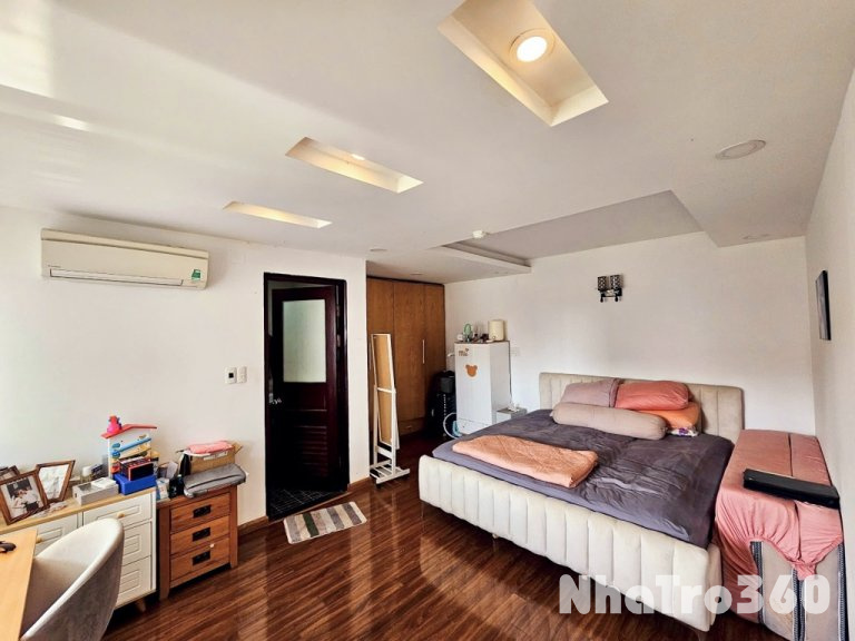 Penhouse 1pn siêu rộng - cực chill - ban công lớn