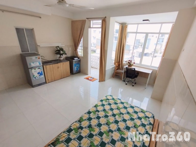 Cho thuê căn hộ bancon siêu thoáng mát