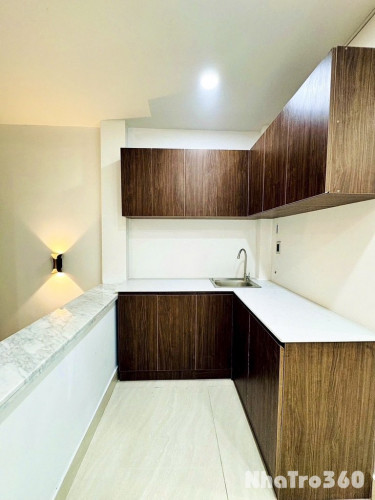 PENHOUSE siêu rộng 80m2 mới 100% ban công lớn